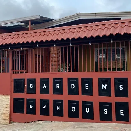 Hostel Gardens House, Airport Juan Santamaria, Alajuela, San Jose